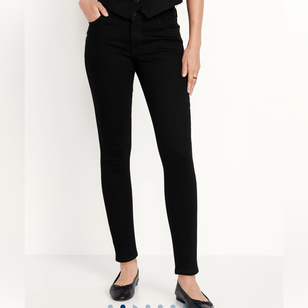 Old Navy Black Super Skinny jeans